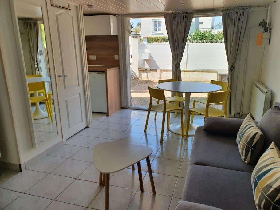 Logement Amboise Centre Avec Terrasse Privee Extérieur photo