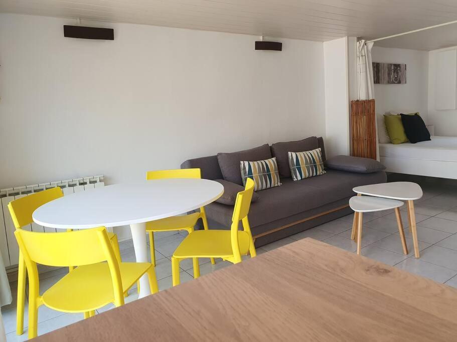 Logement Amboise Centre Avec Terrasse Privee Extérieur photo